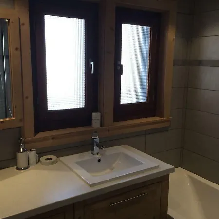Luxury Apartment, 350m To Lift, South Facing, Close To Town Centre Apartament Morzine