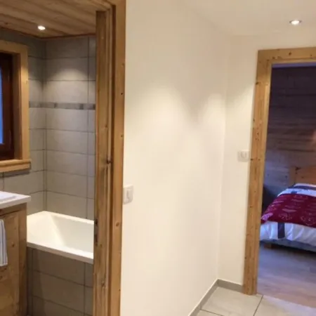 Luxury Apartment, 350m To Lift, South Facing, Close To Town Centre Appartement
